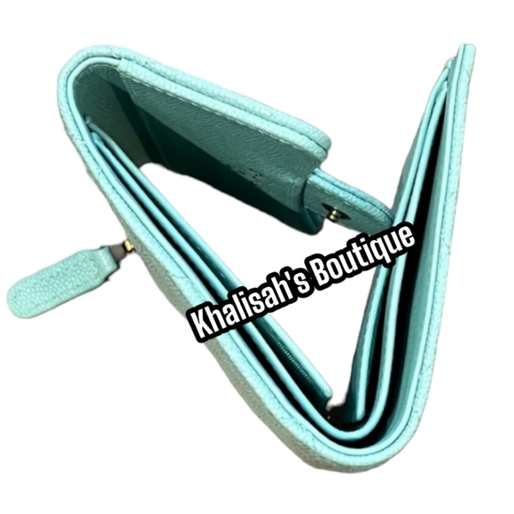 BNIB!! VERY Rare!!! Chanel Wallet LARGE Trifold Tiffany Blue Caviar Belt Bag GHW - Picture 4 of 13